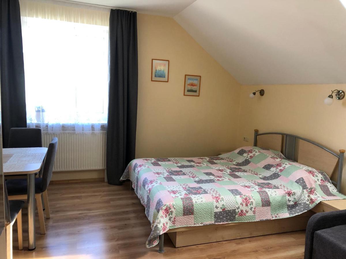 Viktoras Apartments Palanga Eksteriør billede